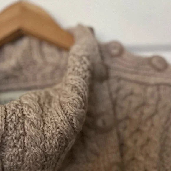 Hand-Knitted Irish 💯 Merino Wool Cowl/Turtle Neck Chunky Cable-Knit Sweater M - Picture 7 of 11